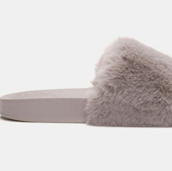Kendall & Kylie Shoes - Kendall And Kylie Faux Fur Slide